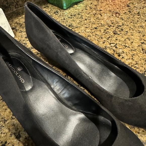 Bandolino Wedge Heels - Picture 5 of 7